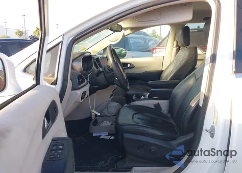 2022 Chrysler Pacifica Hybrid Touring L from USA, damaged, VIN 2C4RC1L78NR156748